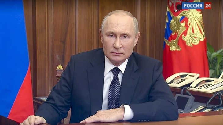 ທ່ານປະທານາທິບໍດີ V.Putin: ລັດເຊຍ ຈະສະກັດກັ້ນບັນດາຜູ້ຢາກຄອບຄອງໂລກ - ảnh 1