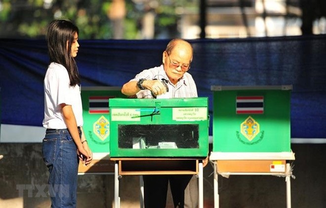 ການເລືອກຕັ້ງຢູ່ ໄທ: ຜູ້ມີສິດເລືອກຕັ້ງກວ່າ 2,3 ລ້ານຄົນໄປປ່ອນບັດກ່ອນກຳນົດເວລາ - ảnh 1