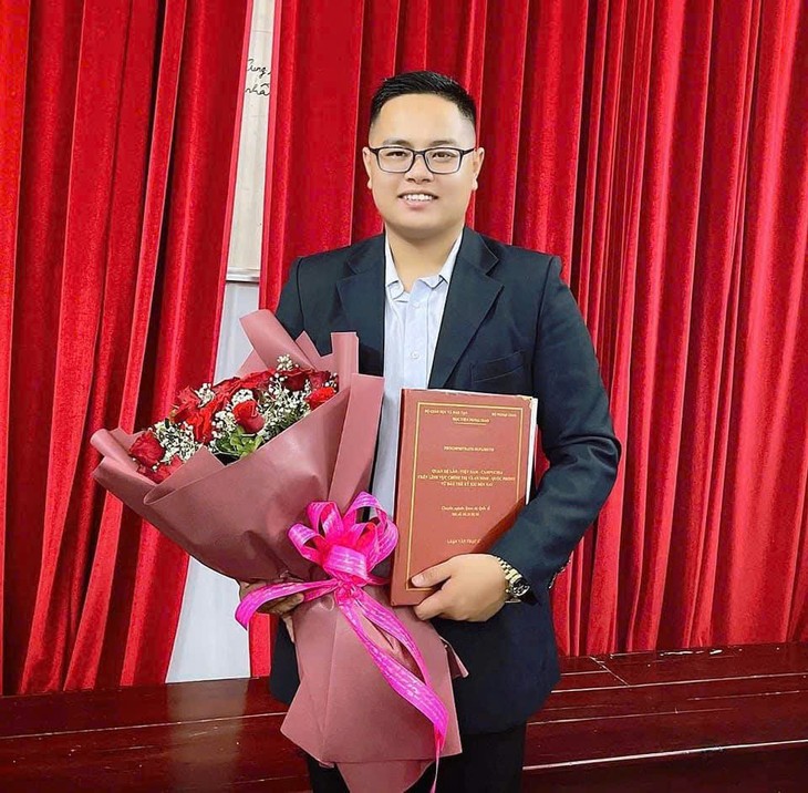 ຫວຽດ​ນາມ ວັນ​ນີ້ ແລະ ອະ​ນາ​ຄົດ - ຄວາມ​ຄາດ​ຫວັງ​ຂອງ​ປະ​ຊາ​ຊົນ ບັນ​ດາ​ປະ​ເທດ​ບ້ານ​ໃກ້​ເຮືອນ​ຄຽ​ງ. - ảnh 1