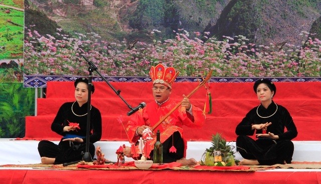 전국 Then 노래, Tinh 악기 예술축제 개막 및 Ha Giang성, Dong Van 돌 고원 국가관광지 계획공포 - ảnh 1