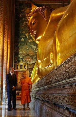 US President Barack Obama visits Thailand - ảnh 1