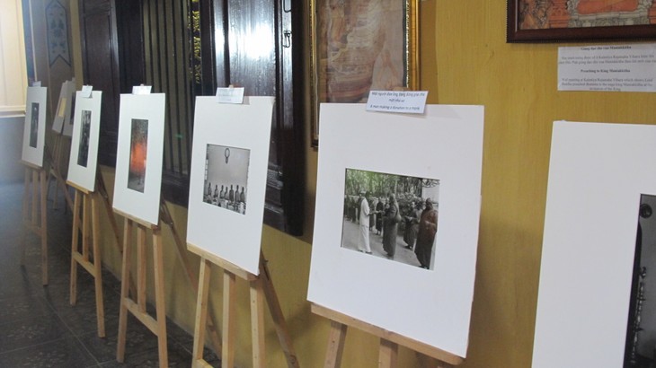 Photo exhibition “Insights into Sri Lankan Buddhist Culture”  - ảnh 2