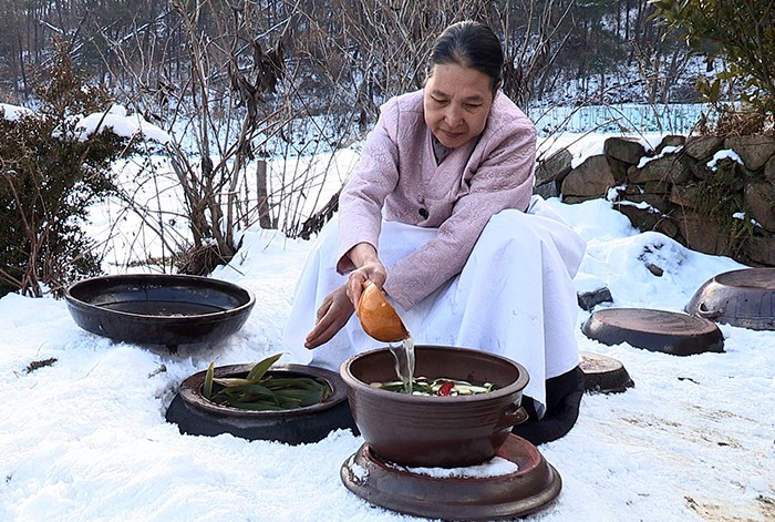 Kimjang culture of making and sharing Kimchi  - ảnh 2