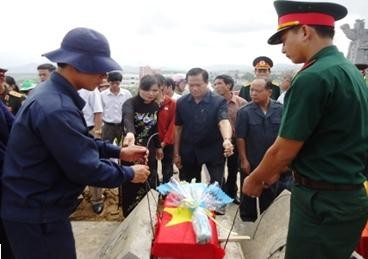 Evalúan búsqueda y repatriación de mártires vietnamitas en Laos y Camboya - ảnh 1