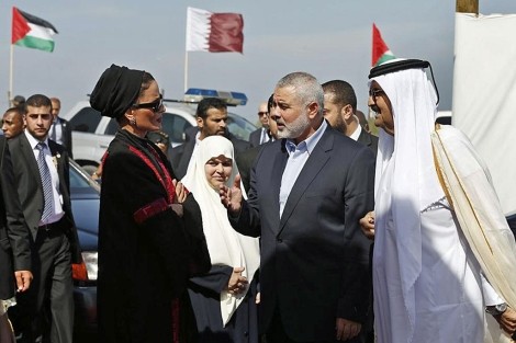 Rey de Qatar visita Franja de Gaza - ảnh 1