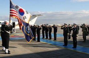 Corea del Norte amenaza con revocar armisticio de 1950  - ảnh 1