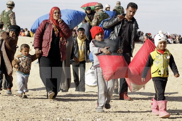   Refugiados sirios en Jordania reciben programa de enseñanza en línea sobre sus derechos - ảnh 1