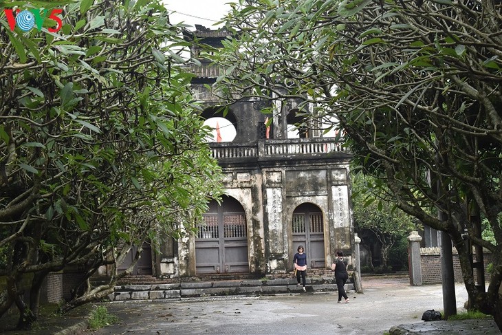 Una visita al Templo de la Literatura de Xich Dang - ảnh 1