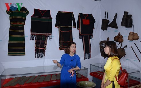 Inauguran el festival primaveral de Dak Nong - ảnh 1