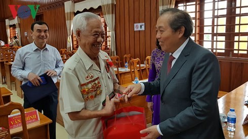 Long An conmemora el 70 aniversario del triunfo de Moc Hoa - ảnh 1