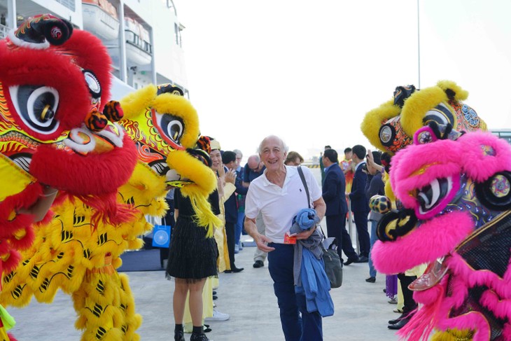 Quang Ninh recibe primer crucero internacional en Año del Cerdo 2019 - ảnh 1