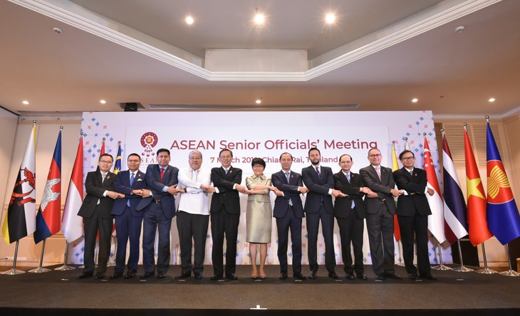 Vietnam participa en la Conferencia de altos funcionarios de la Asean en Tailandia - ảnh 1