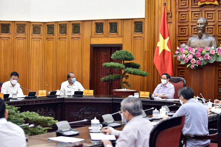 Premier vietnamita pide continuar renovando el trabajo de elaboración de leyes - ảnh 1