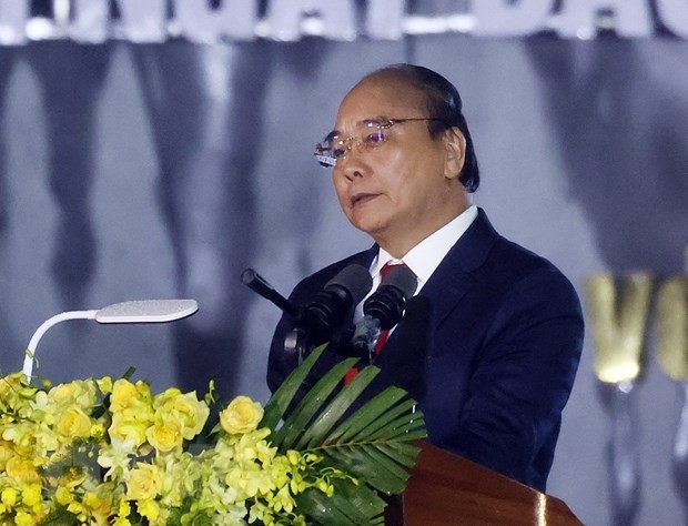 Ceremonia conmemorativa por el sexagésimo quinto aniversario de la visita del presidente Ho Chi Minh a Quang Binh - ảnh 1