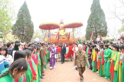 Fiesta amorosa de Chu Dong Tu - Tien Dung - ảnh 1