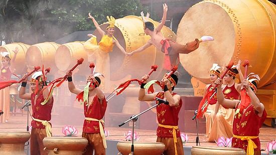 Prosiguen actividades de Festival Hue - ảnh 1