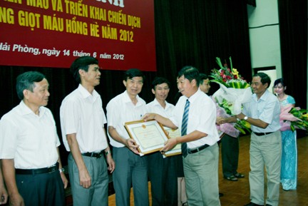 Vietnam saluda Día mundial con reconocimiento a los donantes de sangre - ảnh 1