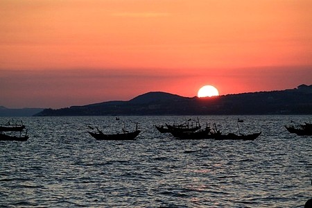 ASEAN y China debatirán Código de Conducta de las partes en Mar Oriental - ảnh 1