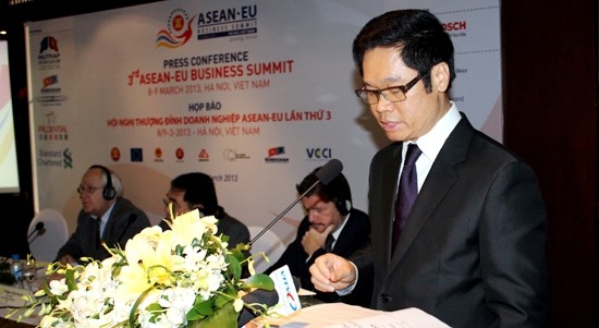 ASEAN y Unión Europea promueven cooperación empresarial bilateral - ảnh 1