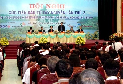 Orienta primer ministro de Vietnam inversiones en Meseta Occidental - ảnh 1