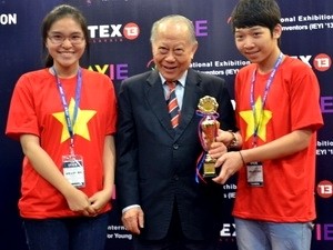 Vietnam logra altos éxitos en Concurso internacional de jóvenes inventores - ảnh 1