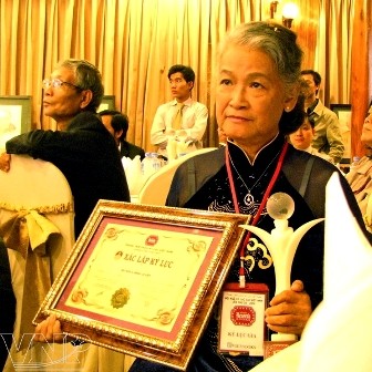 Recordista de retratos de Madres Heroínas Vietnamitas - ảnh 3