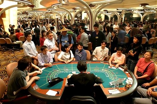 Vietnam considera autorizar apuestas en carreras de caballos, perros y casino - ảnh 1