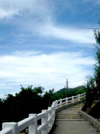 Disfrutar los primeros rayos del sol en Cabo de Dai Lanh - ảnh 1