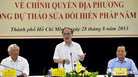 Parlamento vietnamita clarifica posición y papel de administración local - ảnh 1