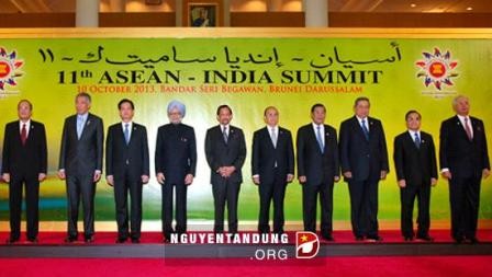 Vietnam propone iniciativas en construcción y desarrollo de ASEAN - ảnh 1