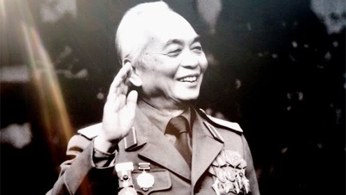 General Vo Nguyen Giap en la corriente histórica de la nación - ảnh 1