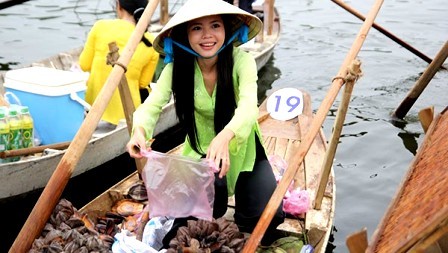 Mercado flotante de Cochinchina en el seno de la capital - ảnh 3