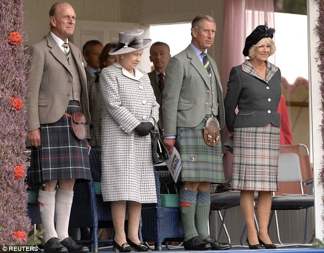 Scottish kilts – most recognizable symbol of Scotland  - ảnh 1