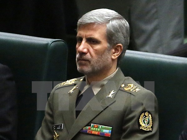 Iran, Pakistan seek closer defense ties - ảnh 1