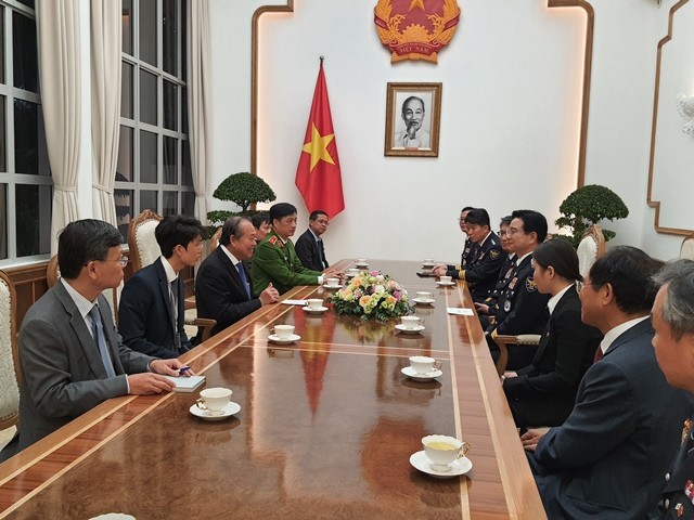 쯔엉 화 빈 부총리, 한국 경찰청장 접견 - ảnh 1