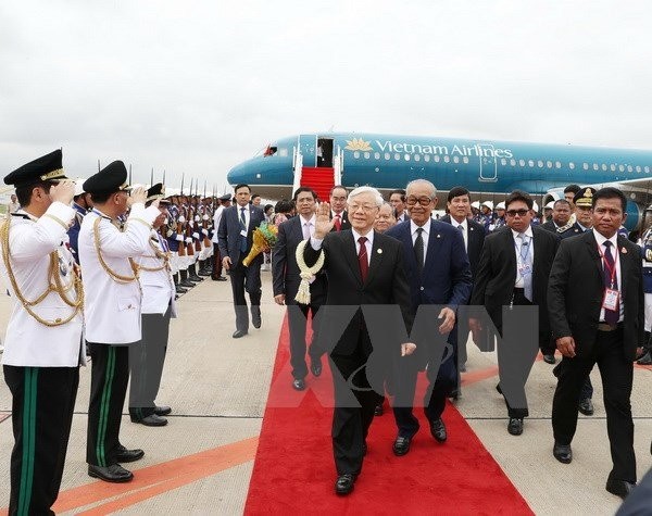 Nguyen Phu Trong entame sa visite officielle au Cambodge - ảnh 1