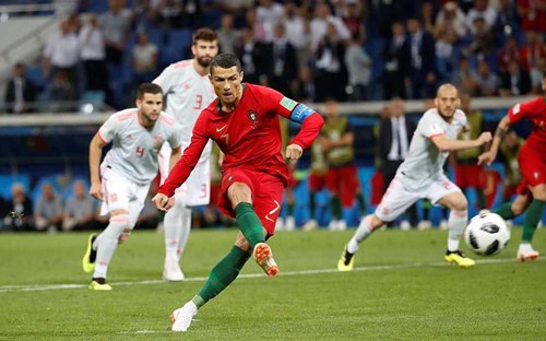 La deuxième journée de la Coupe du monde 2018 en Russie - ảnh 1