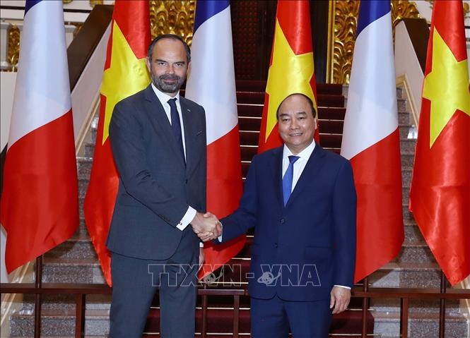 La visite d’Édouard Philippe largement couverte par les médias français - ảnh 1