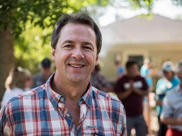 Steve Bullock, nouveau candidat démocrate à la présidentielle américaine - ảnh 1