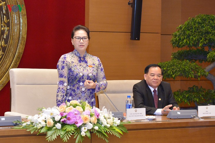 Nguyên Thi Kim Ngân rencontre des femmes héroïques de Bên Tre - ảnh 1