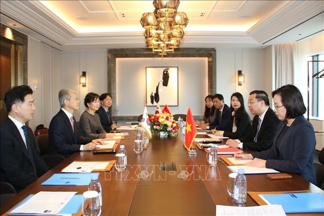 Vietnam-Corée : signature de conventions de co-financement - ảnh 1