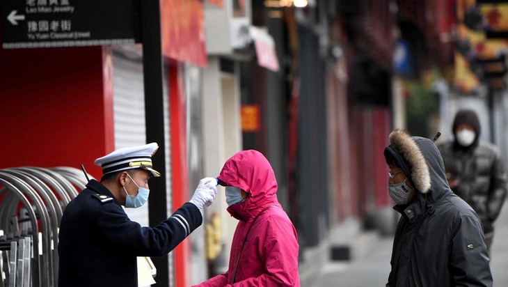 Coronavirus : Le bilan passe à 560 morts avec 70 nouveaux décès en Chine - ảnh 1