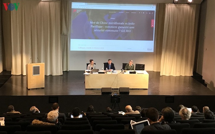 Table ronde sur la mer Orientale et l’Indopacifique à Paris - ảnh 1