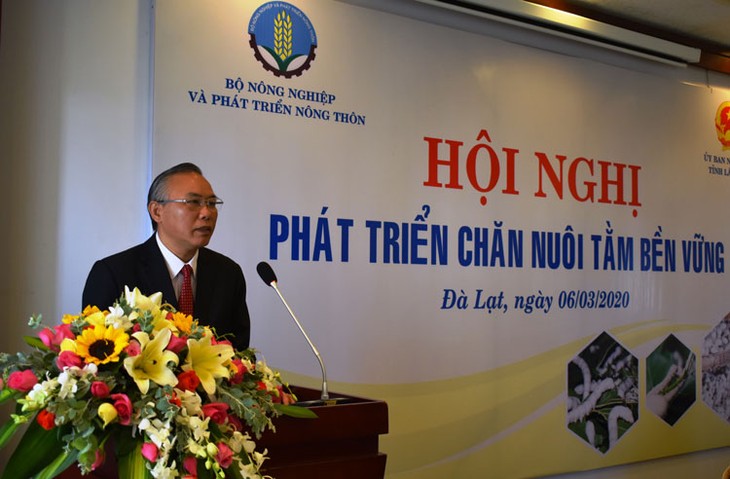 Conférence nationale sur le développement durable de la sériciculture à Dalat - ảnh 1