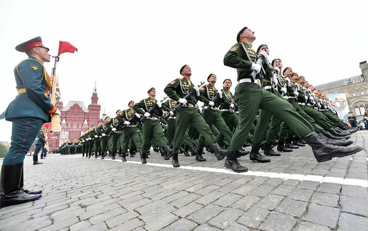 Vladimir Poutine fixe au 24 juin le défilé de la victoire sur l’Allemagne nazie - ảnh 1