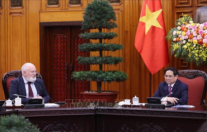 Pham Minh Chinh reçoit Frans Timmermans - ảnh 1