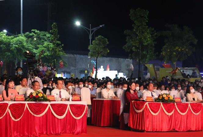 Ouverture de la Fête culturelle traditionnelle de Thoai Son - ảnh 1