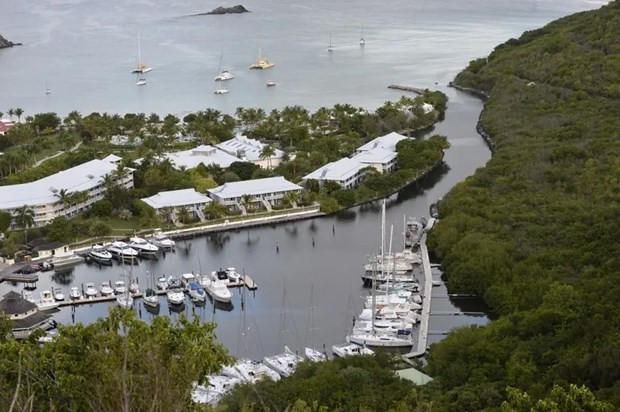 Saint-Martin : signature d’un accord historique délimitant la frontière entre la France et les Pays-Bas - ảnh 1