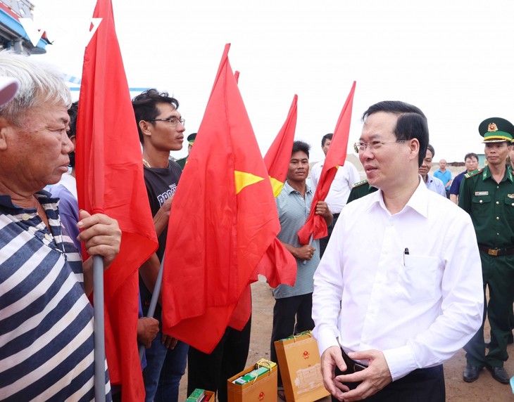 Vo Van Thuong se rend sur l’île de Phu Quý - ảnh 1