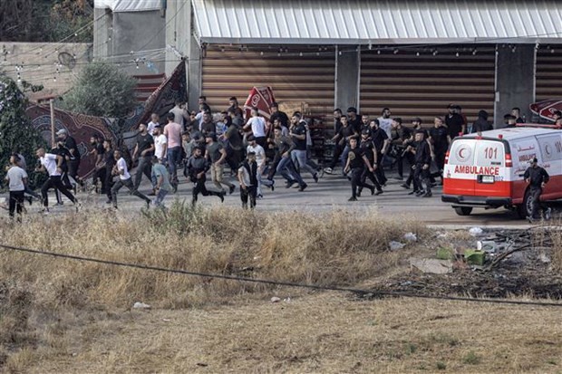 Tensions en Cisjordanie : Yoav Gallant s’entretient avec un haut responsable palestinien - ảnh 1